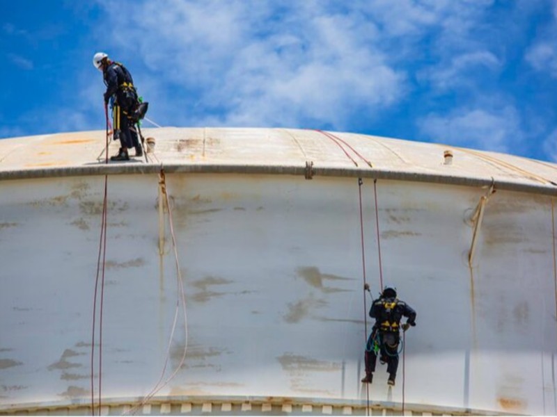 Tank and Pipeline Painting in Vadodara