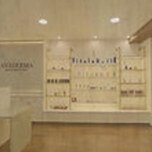 In-Person | Consult our Plastic Surgeon